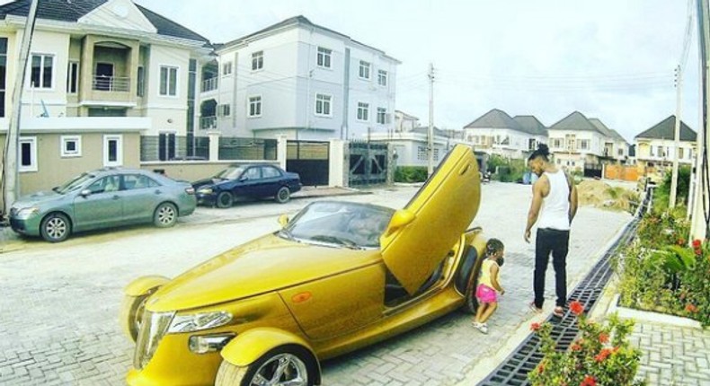 Plymouth Prowler, Flavour and his daughter