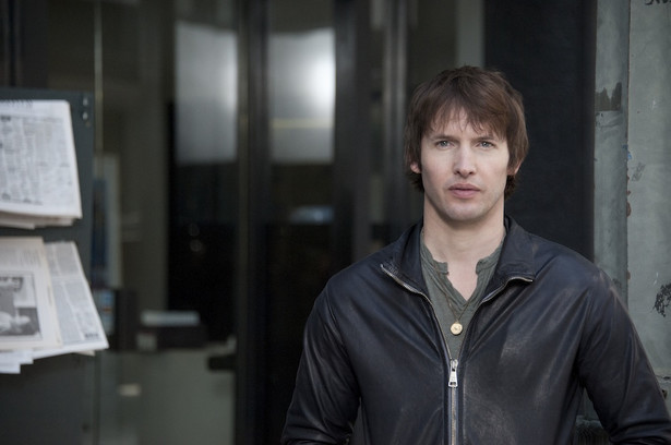 James Blunt wyląduje na Księżycu