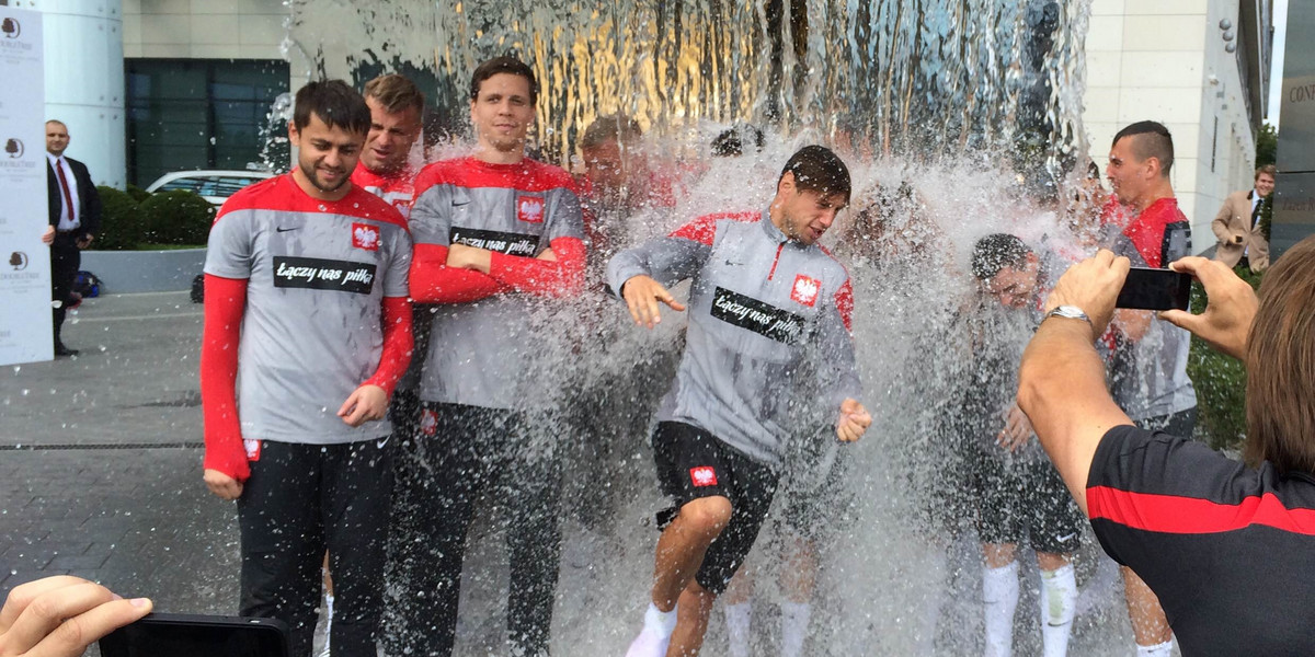 Reprezentanci Polski w piłce nożnej wzięli udział w Ice Bucket Challenge!