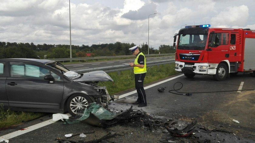 Śmiertelny wypadek pod Gorzowem. Jedna osoba nie żyje, sześć rannych