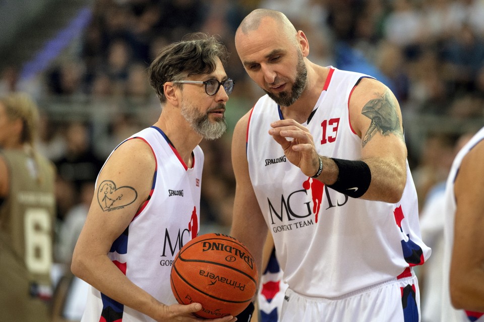 Gwiazdy na meczu Gortat Team - Wojsko Polskie - Sport