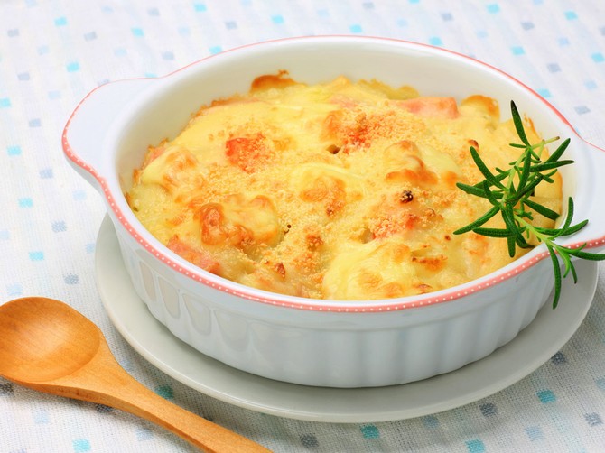 17338_jansonovo-iskusenje-stock-photo-gratin-shutterstock_63149911