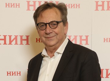 OVA LEPOTICA JE PARTNERKA TIHOMIRA STANIĆA: 30 godina nije uspeo da je odvede pred oltar (FOTO)