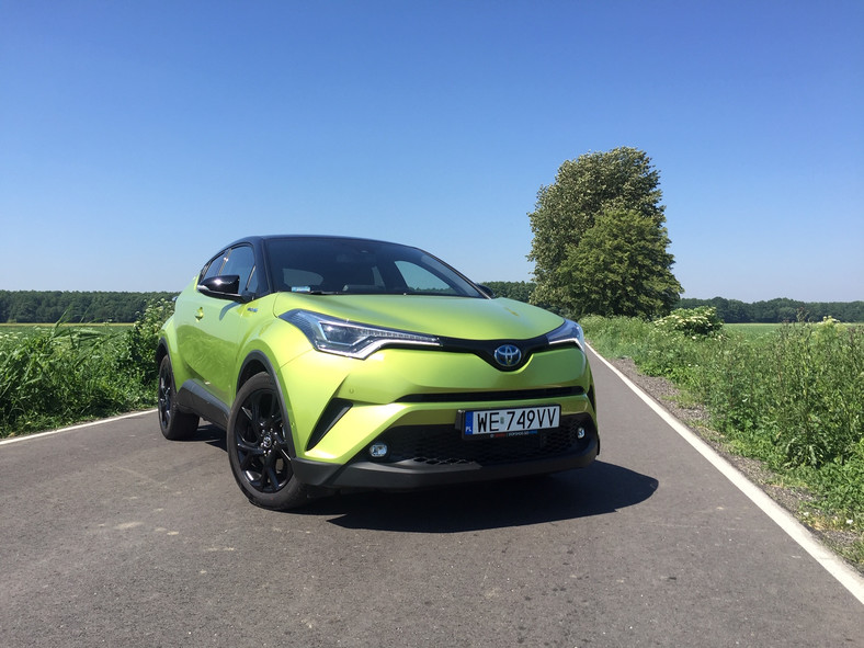 Toyota C-HR Hybrid Neon Lime