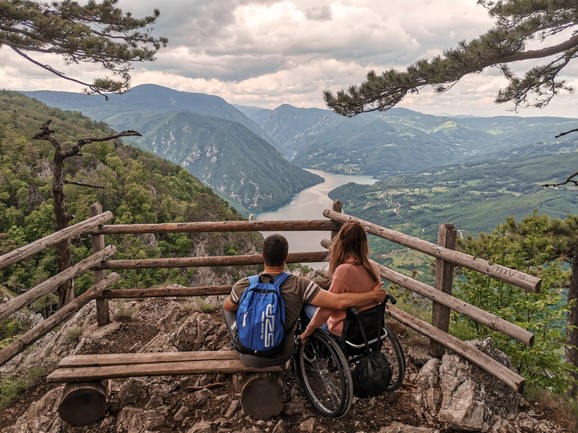 Milica i Dragan na Banjskoj steni