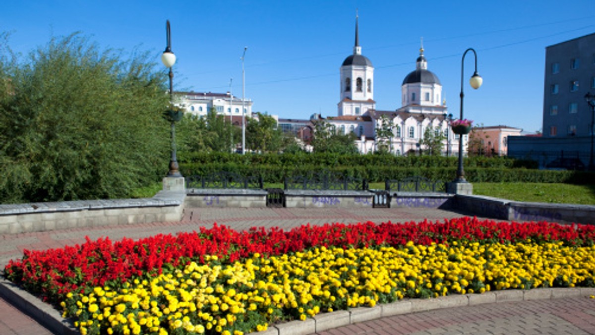 Rosyjska policja i wolontariusze przez ponad miesiąc próbowali odnaleźć zaginione ciało 19-letniej studentki. Dziewczynę z zimną krwią zamordował, a następnie rozczłonkował jej przyjaciel. Do tej pory udało się odnaleźć jedynie głowę pochodzącej z Tomska młodej kobiety.