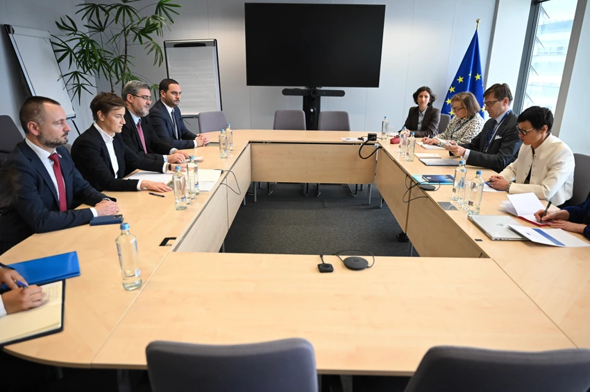 Ana Brnabić razgovarala sa Martom Kos