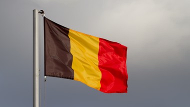 belgia nie chce ruszać rosyjskich pieniędzy. pomoc ukrainie będzie sfi