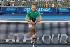 Hubert Hurkacz spadł o pięć pozycji w rankingu ATP