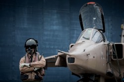 Fala upałów nad Wyspami Brytyjskimi roztopiła asfalt w bazie lotniczej RAF-u. Wstrzymano loty szkoleniowe