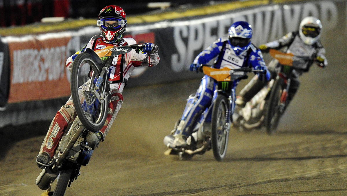 Tomasz Gollob, Jarosław Hampel i Krzysztof Kasprzak wystąpią w III rundzie el. IMŚ - cyklu Speedway Grand Prix na słynnym szwedzkim stadionie Ullevi w Goeteborgu. Do tej pory Biało-Czerwonym nie wiodło się na tym obiekcie najlepiej. Zapraszamy na relację "bieg po biegu" z tych zawodów.