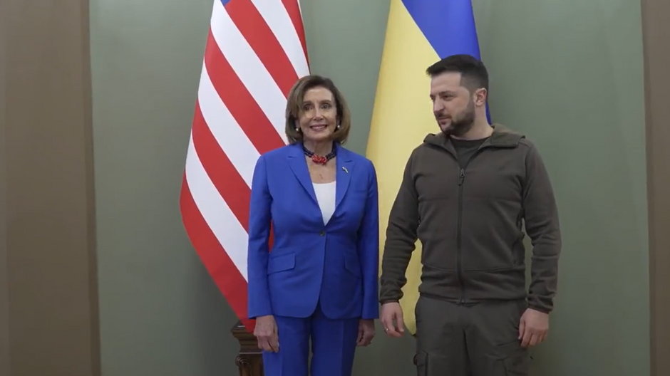 Nancy Pelosi i Wołodymyr Zełenski podczas spotkania w Kijowie (screen z nagrania)