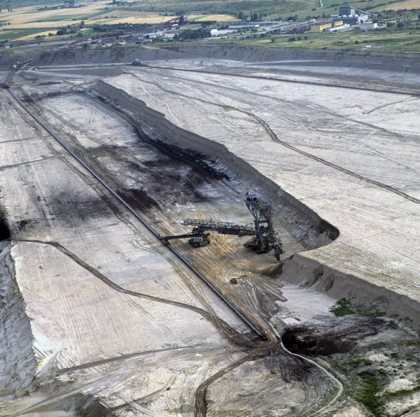 Odkrywkowa kopalnia węgla brunatnego w Koninie