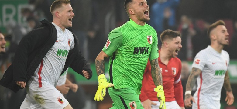 Sensacja! Lewandowski strzelił gola, ale z wygranej cieszyli się Gikiewicz i Gumny