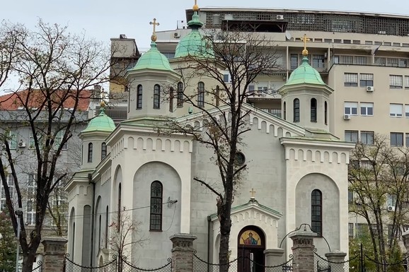 JEDNA OD NAJVEĆIH SVETINJA PRAVOSLAVLJA STIŽE U BEOGRAD ZA SPASOVDAN Patrijarh Porfirije će predvoditi litiju, a evo šta će se deliti vernicima!