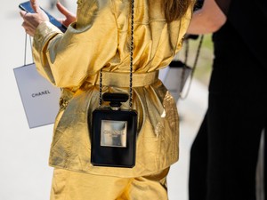 5 parfüm illemszabály, amit minden embernek illene betartania