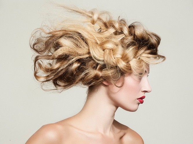 Plecionki na salonach