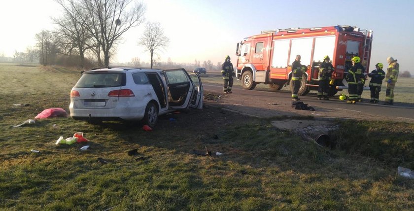 Pisarzowice: tragiczny wypadek samochodowy. Nie żyje młoda dziewczyna