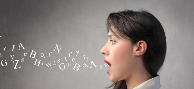 Czy i jak grzecznie poprawiać czyjeś błędy językowe? Porady eksperta