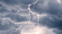 Asma por tormenta: ¿qué es y cómo protegerse de ella?  Hay que tener especial cuidado durante una tormenta.