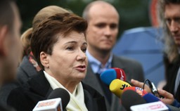 Spór wokół komisji weryfikacyjnej. Mosiński: Prezydent Warszawy znów pokazała pogardę dla prawa