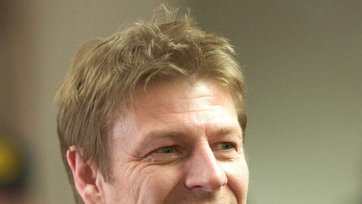 Sean Bean został dźgnięty w ramię podczas bijatyki o młodą modelkę.