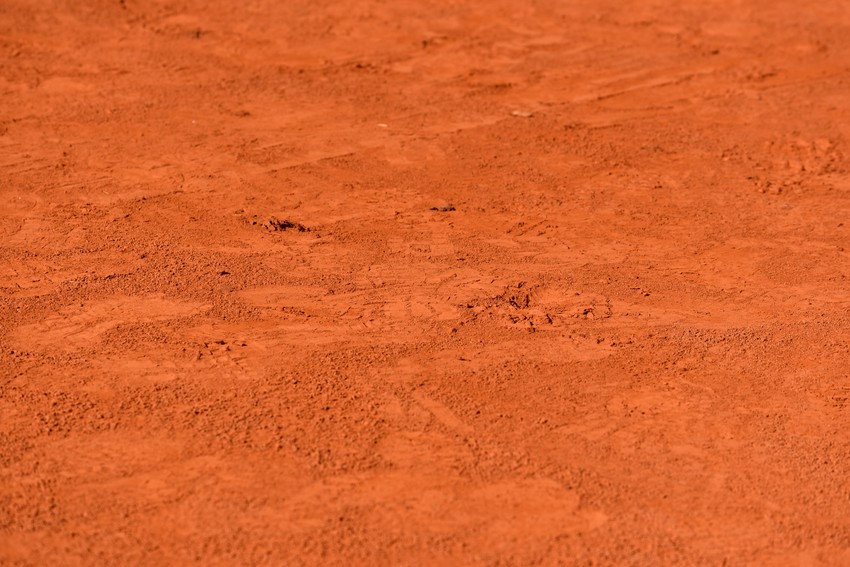 Tragovi pada na šljaci. 