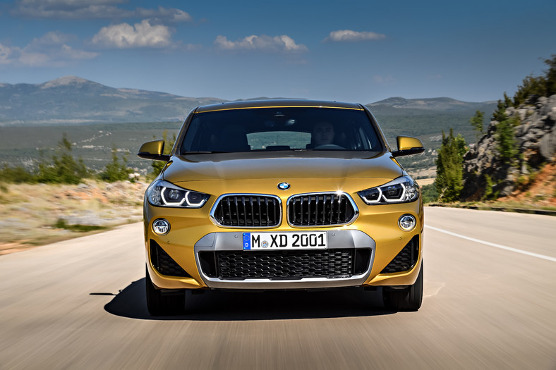 BMW X2