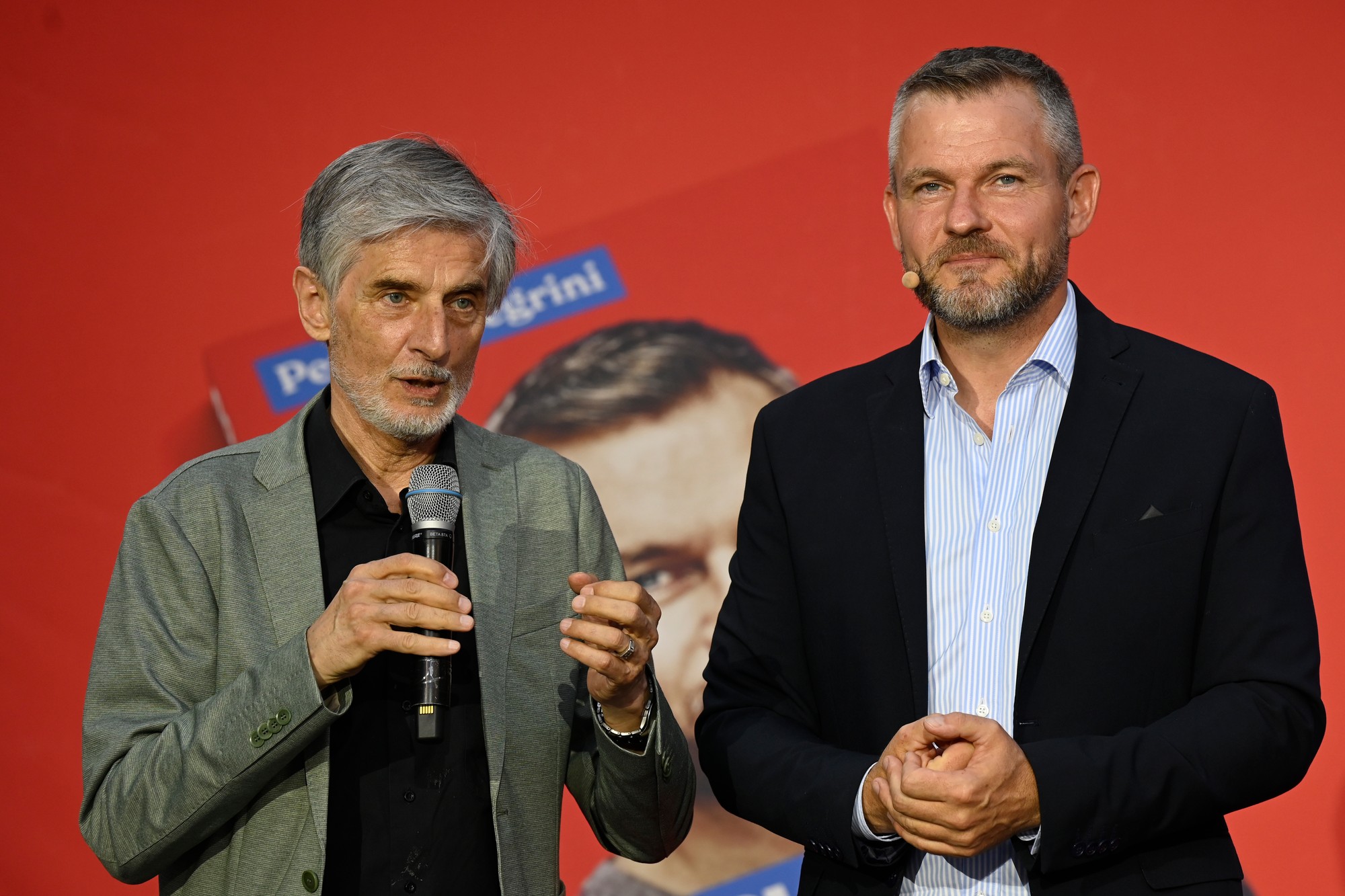 Bývalý politik a diplomat Peter Weiss a predseda strany HLAS-SD Peter Pellegrini.