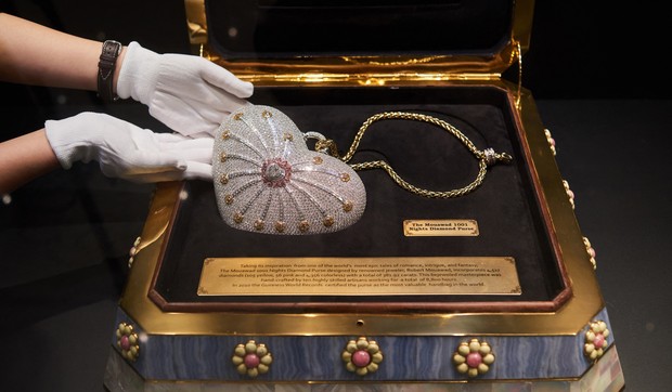 Mouawad 1001 Nights Diamond Purse