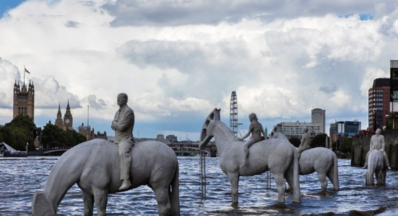 Underwater statues  