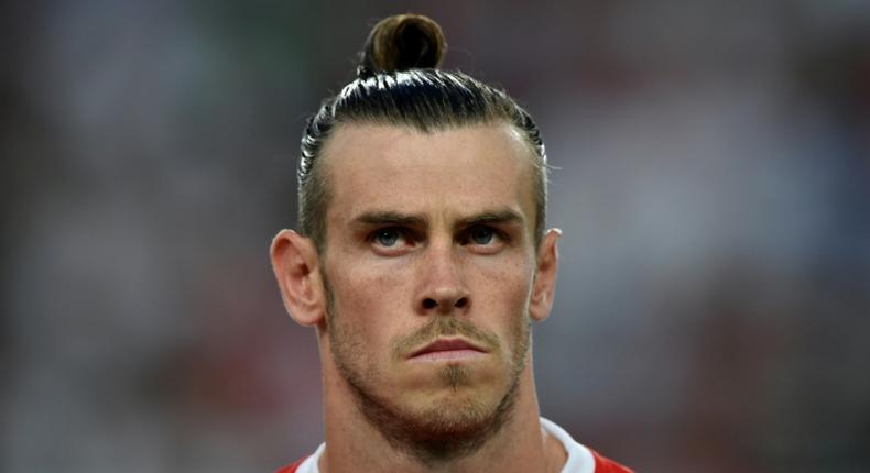 Real Madrid head coach Zinedine Zidane says they are trying to move Gareth Bale to a new team as soon as possible