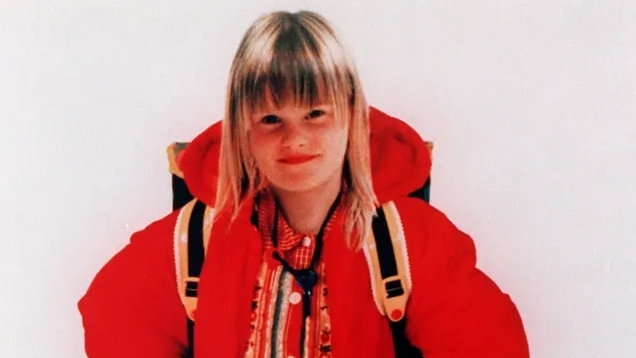 Debbie w ubraniu, które miała na sobie w dniu zaginięcia - fotomontaż policji