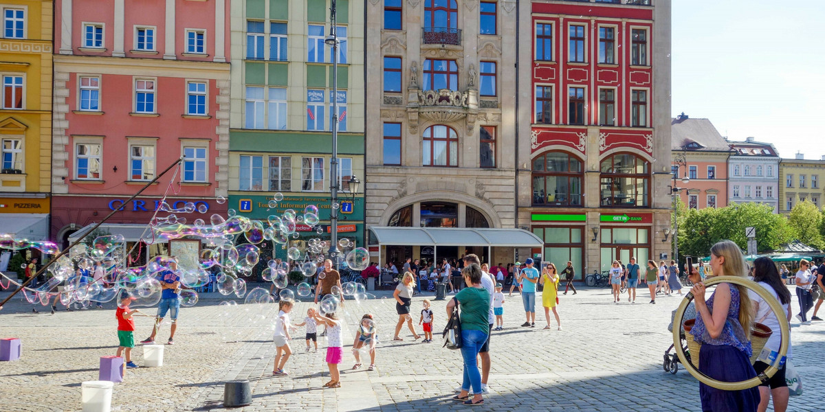 Wrocław wskoczył na trzecie miejsce wśród największych miast w Polsce.
