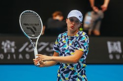 Spadek Świątek w rankingu WTA. Barty wciąż liderką