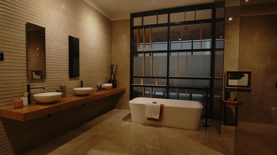 "Stvaranje sa Anjom"