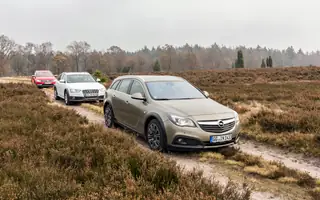 Używane kombi idealne na złe drogi - Passat Alltrack kontra A4 Allroad i Insignia Country Tourer