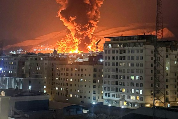 HUTI PONOVO LANSIRAJU RAKETE, NA BLISKI ISTOK STIGLO JOŠ 3.500 MARINACA! Broj mrtvih rapidno raste u Libanu, na meti napada i PREDSEDNIK OVE DRŽAVE (FOTO, VIDEO)