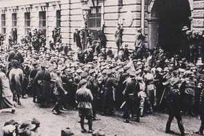 Demonstracja robotników w Krakowie jesienią 1923 r.