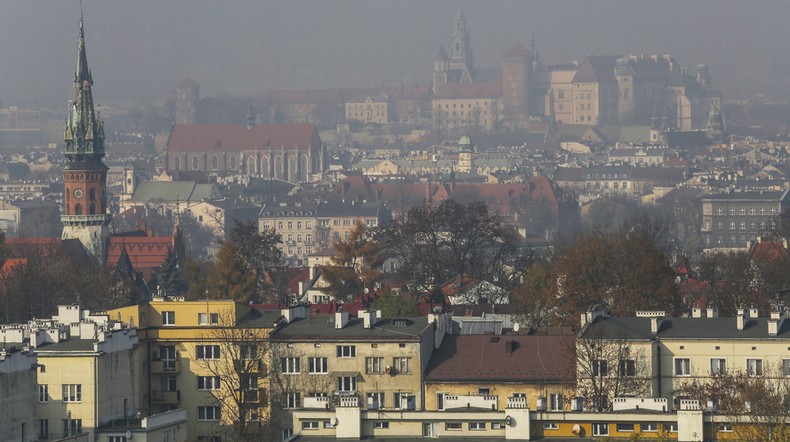 Smog spowił Kraków