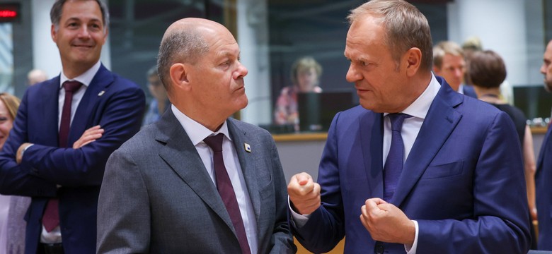 Francuski dziennik pisze o "uderzającej decyzji" Tuska. "Chce obejść się bez Niemiec"