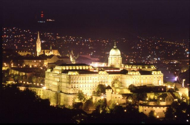 Galeria Węgry - Budapeszt nocą, obrazek 18