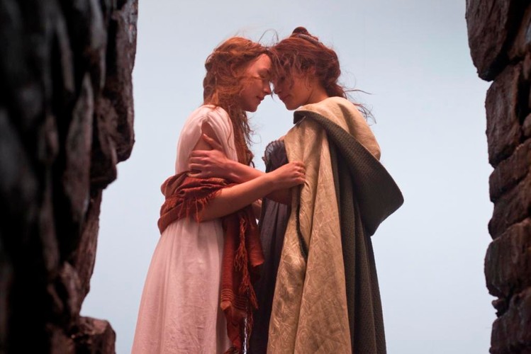 Gemma Arterton i Saoirse Ronan w 'Byzantium'