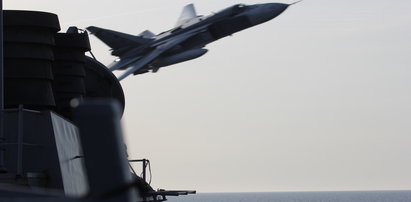 Rosyjskie myśliwce nad niszczycielem USA. Na Bałtyku