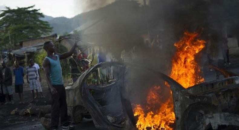 UN diplomats urge Burundi dialogue as rebels raise stakes