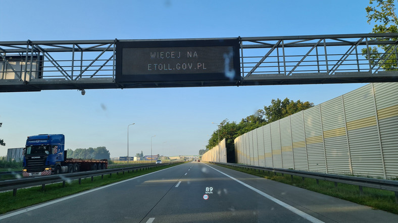 System opłat E-TOLL