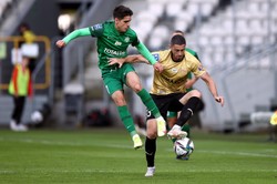 Warta przegrała czwarty mecz z rzędu. W piątym z kolei nie strzeliła gola [WIDEO]