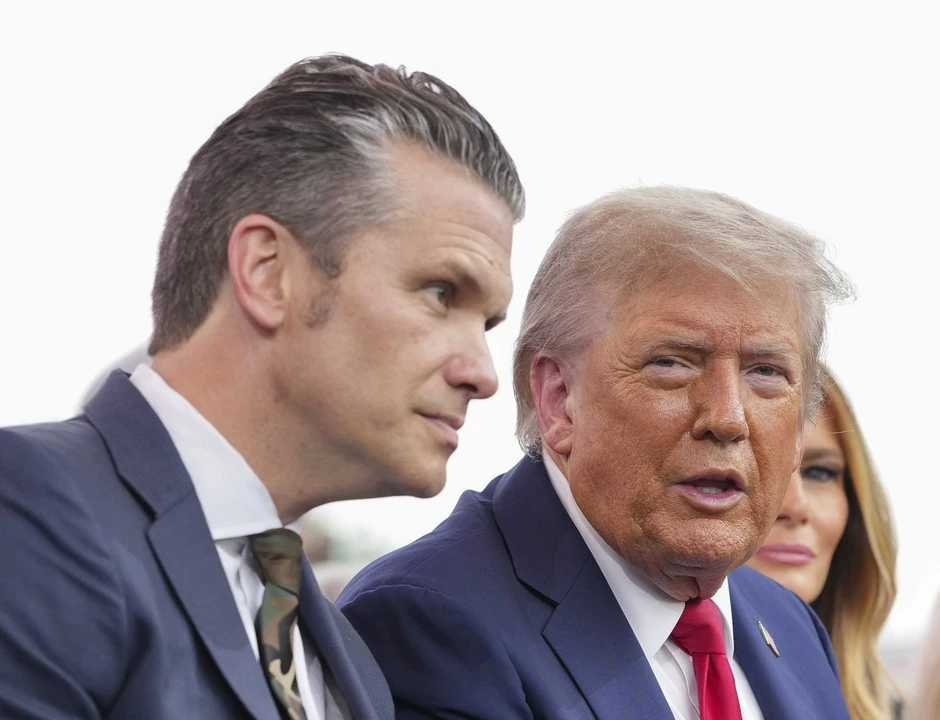 Donald Tramp i Pit Hegset