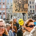 Nauczyciele zawieszają strajk. "Panie premierze, dajemy panu czas do września"