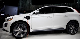 Wybrano najbezpieczniejszy samochód hybrydowy na świecie